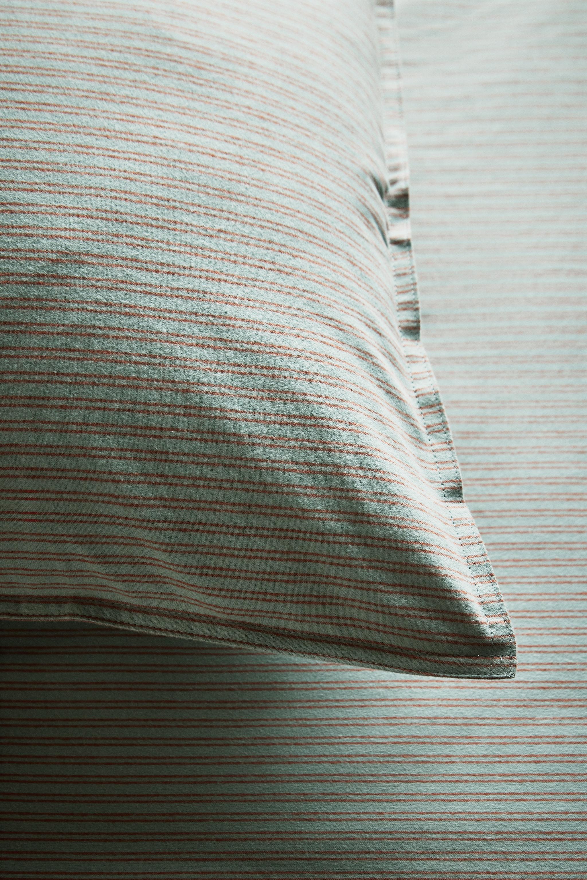 KIDS STRIPED FLANNEL PILLOWCASE
